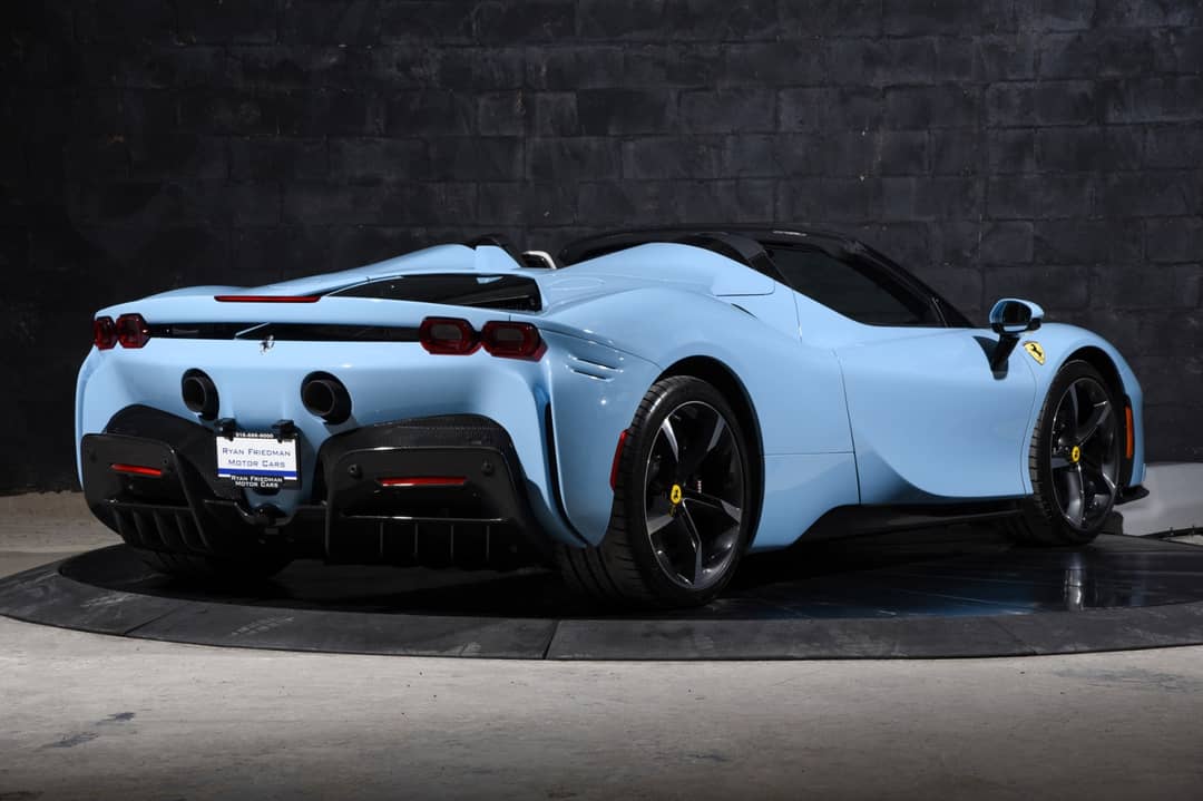 2025 Ferrari SF90 Spider — photo 11