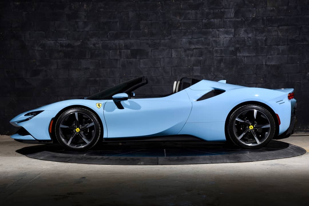 2025 Ferrari SF90 Spider — photo 20