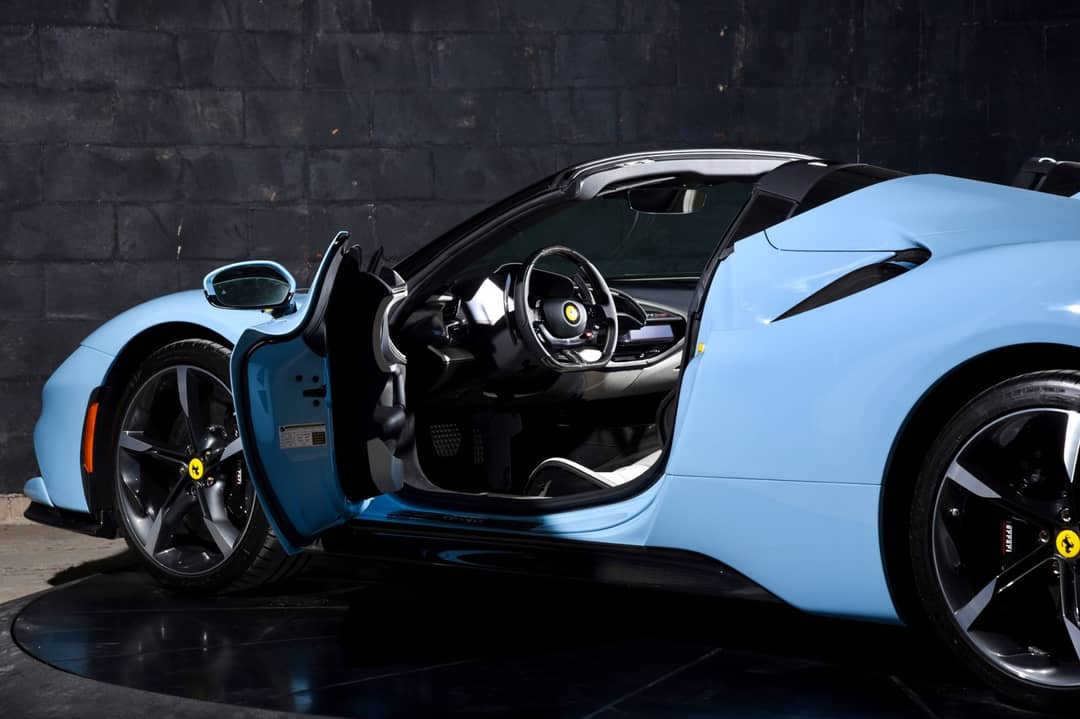 2025 Ferrari SF90 Spider — photo 21