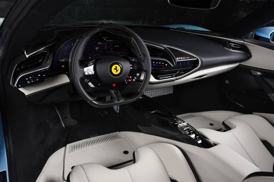 2025 Ferrari SF90 Spider — photo 4