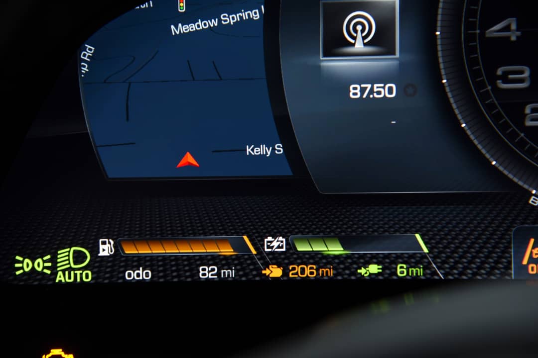 2025 Ferrari SF90 Spider — photo 40