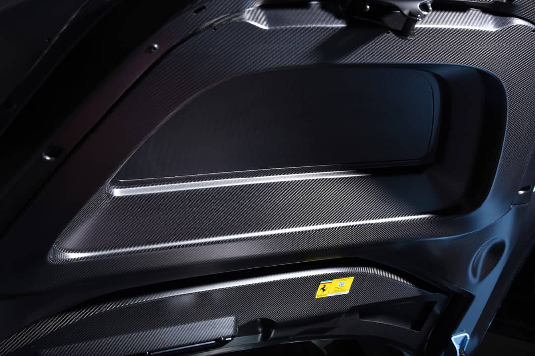 2025 Ferrari SF90 Spider — photo 46