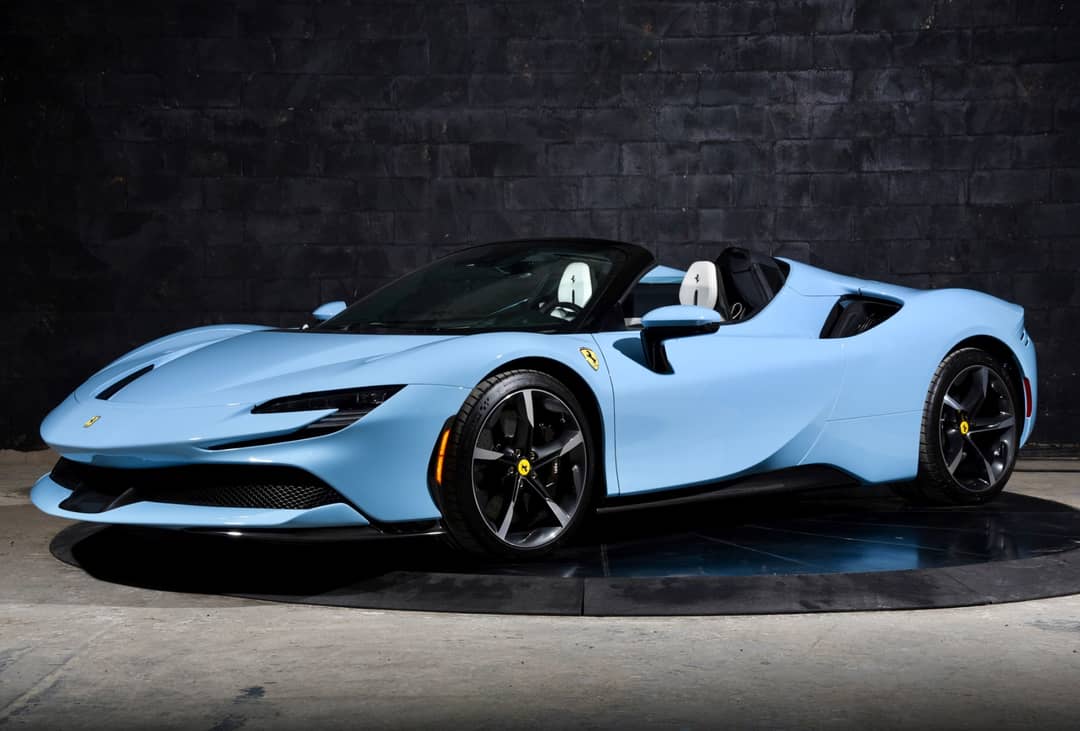 2025 Ferrari SF90 Spider — photo 10
