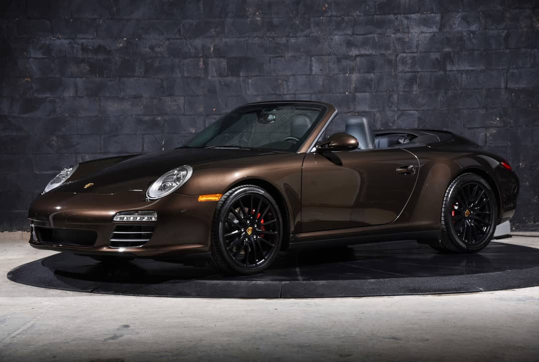 2010 Porsche 911 Carrera 4S — photo 2