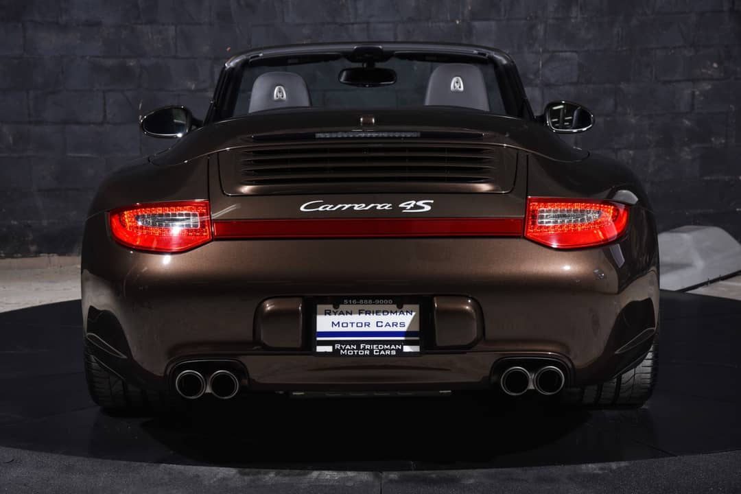 2010 Porsche 911 Carrera 4S — photo 11