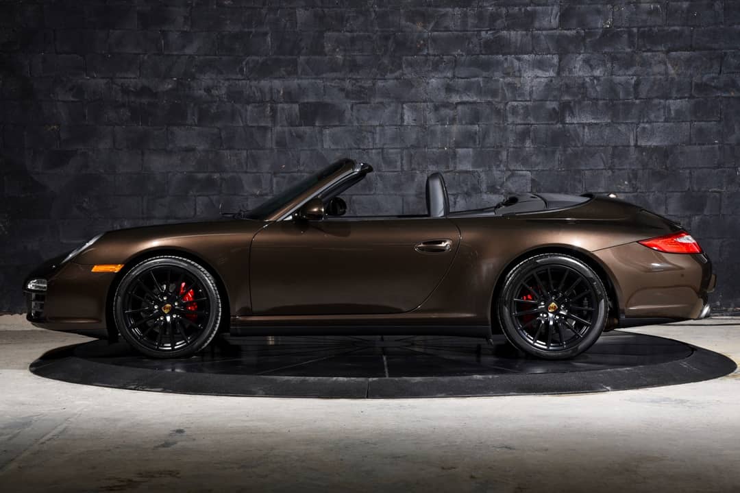 2010 Porsche 911 Carrera 4S — photo 12