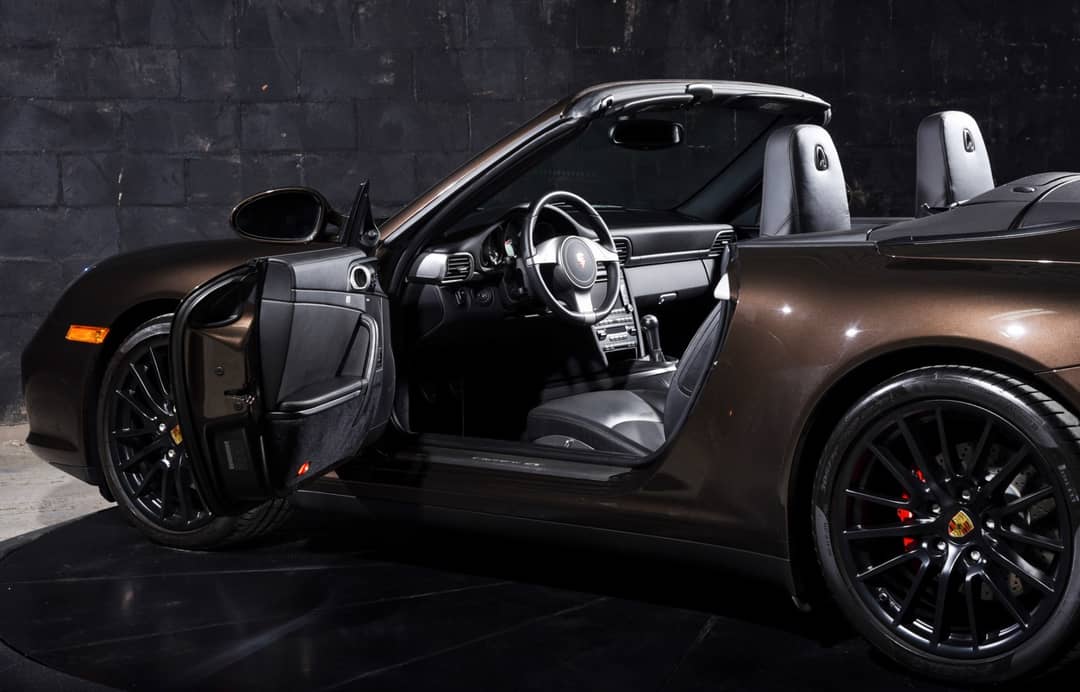 2010 Porsche 911 Carrera 4S — photo 13
