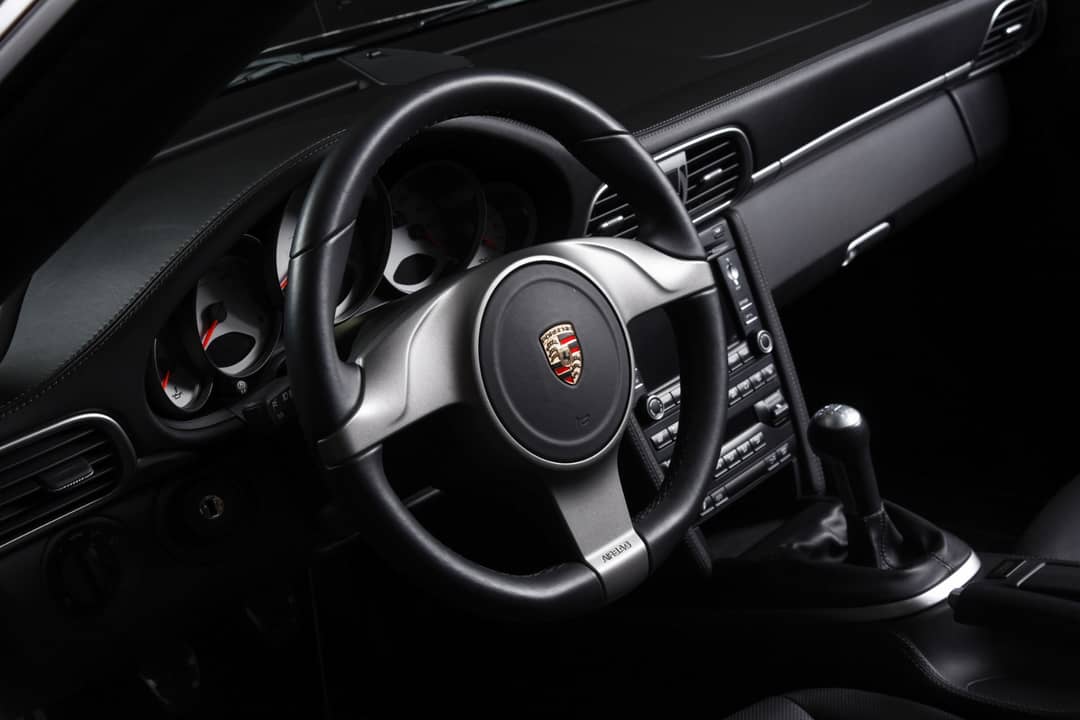 2010 Porsche 911 Carrera 4S — photo 16