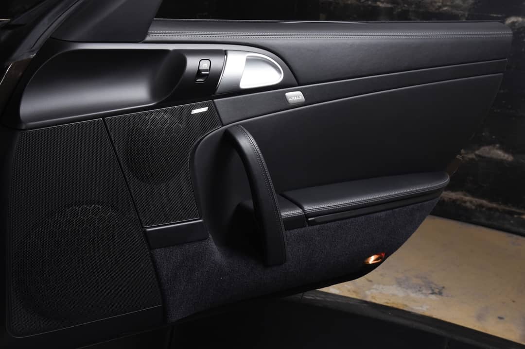 2010 Porsche 911 Carrera 4S — photo 19