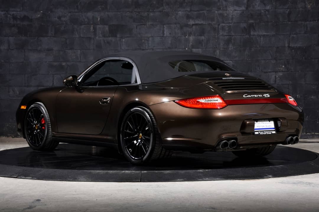 2010 Porsche 911 Carrera 4S — photo 30