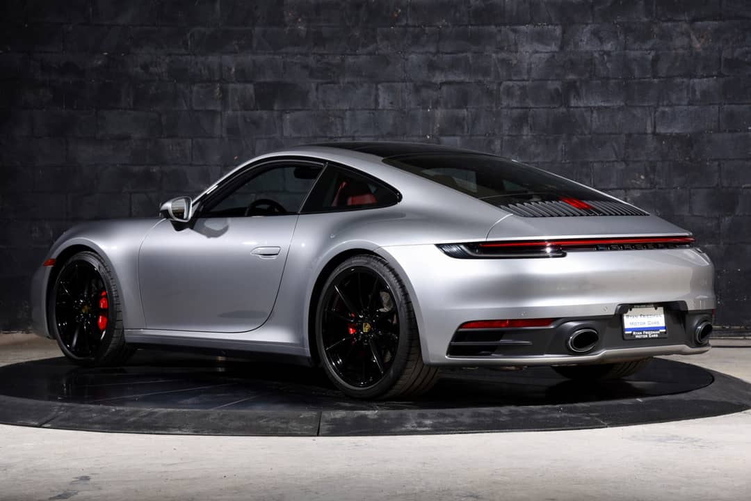 2021 Porsche 911 Carrera S — photo 12