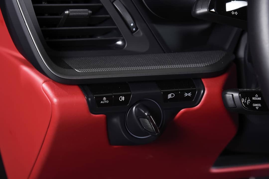 2021 Porsche 911 Carrera S — photo 24