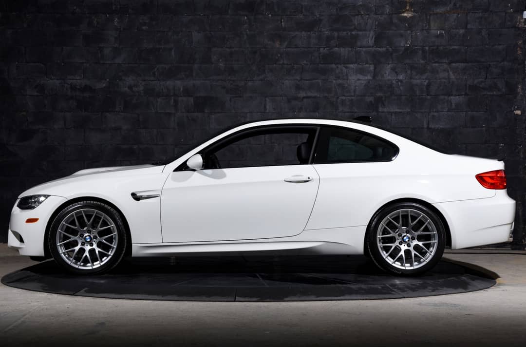 2009 BMW M3 — photo 17