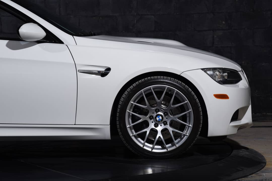 2009 BMW M3 — photo 32