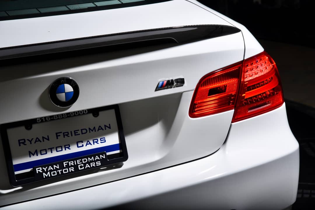 2009 BMW M3 — photo 8