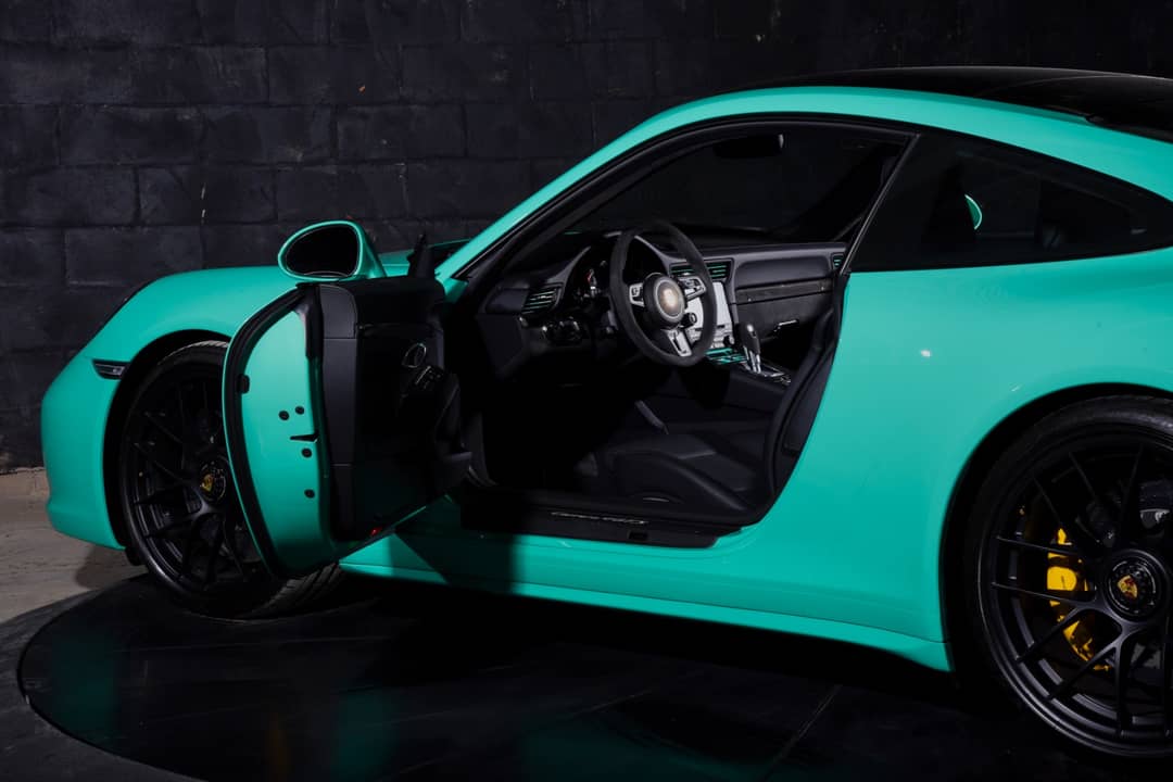 2019 Porsche 911 Carrera 4 GTS — photo 19