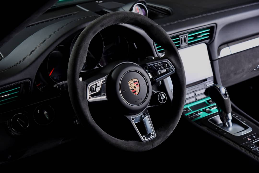 2019 Porsche 911 Carrera 4 GTS — photo 22