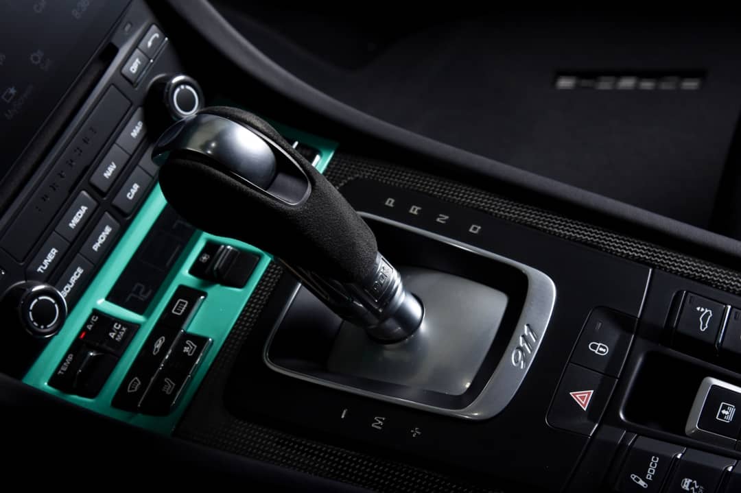 2019 Porsche 911 Carrera 4 GTS — photo 24