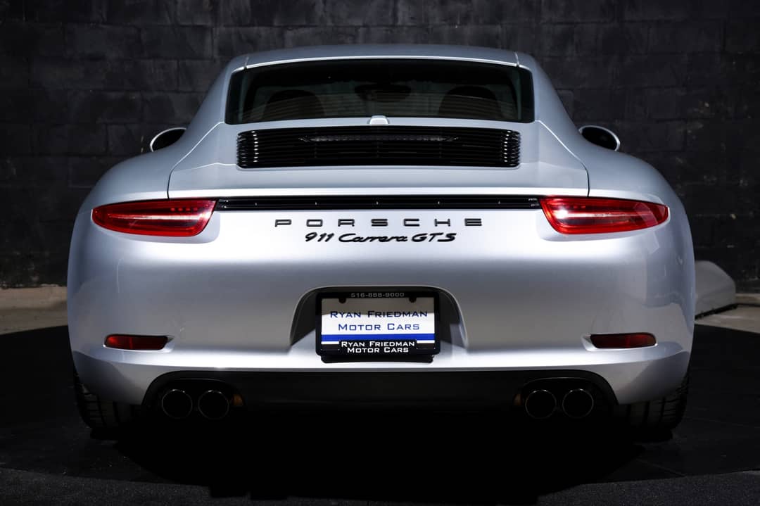 2016 Porsche 911 Carrera GTS — photo 13