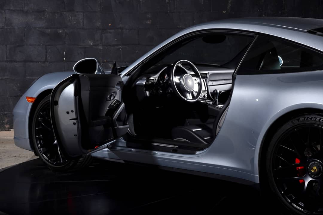 2016 Porsche 911 Carrera GTS — photo 15