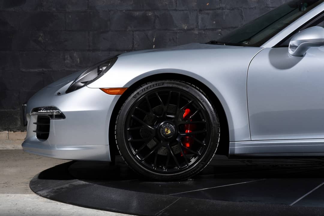 2016 Porsche 911 Carrera GTS — photo 39