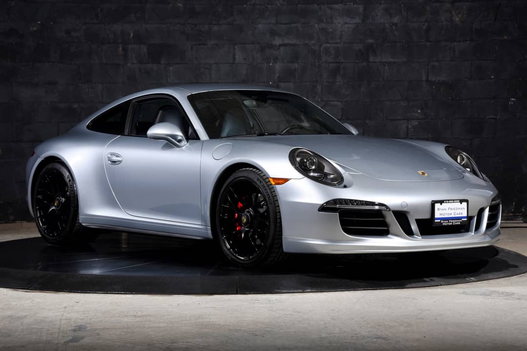 2016 Porsche 911 Carrera GTS — photo 10