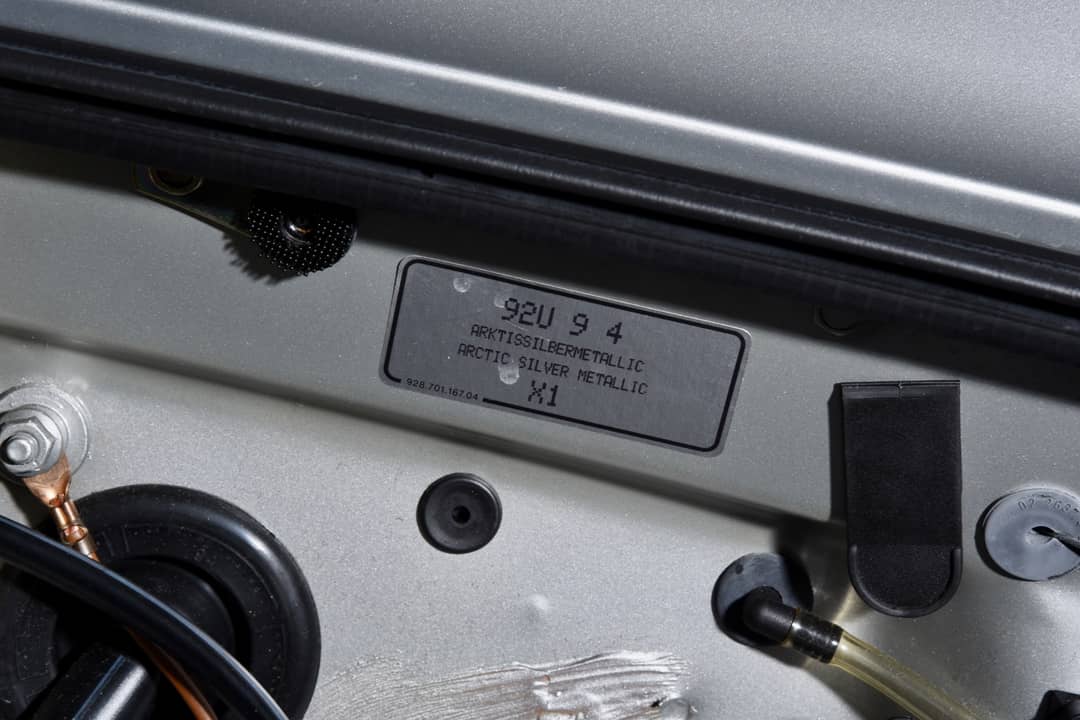 1998 Porsche 911 Carrera S — photo 32