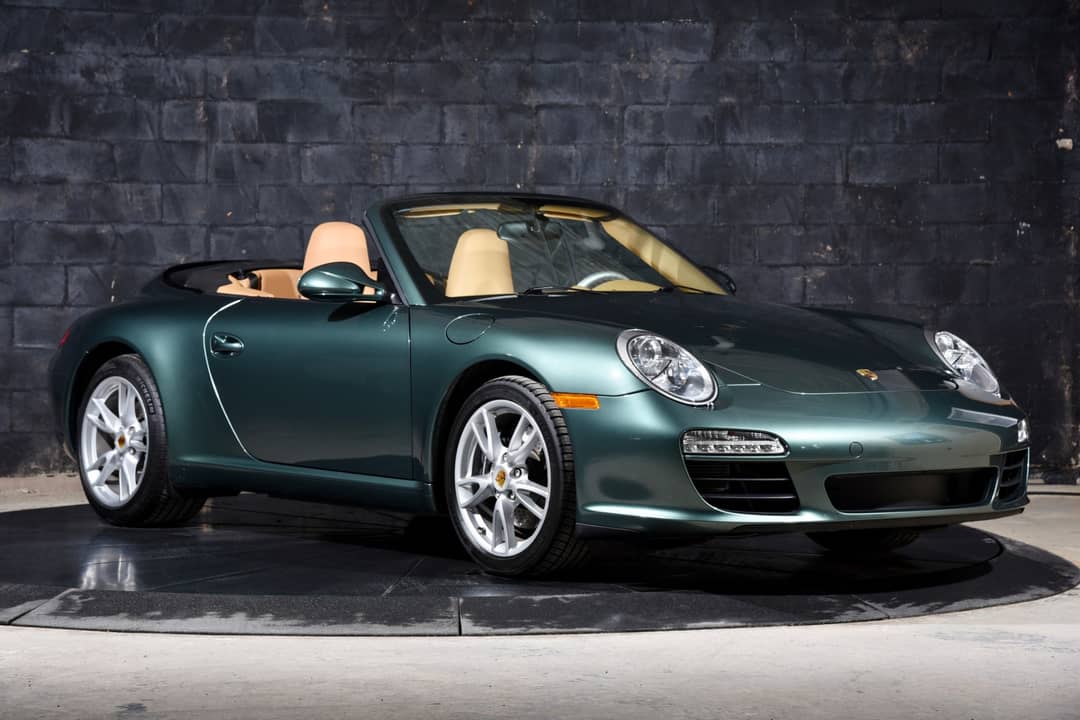 2010 Porsche 911 Carrera — photo 2