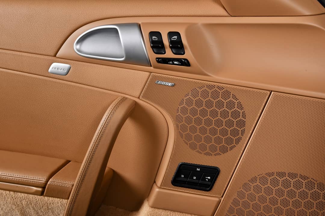 2010 Porsche 911 Carrera — photo 23