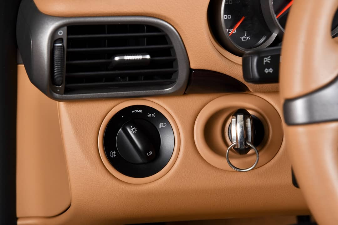 2010 Porsche 911 Carrera — photo 26