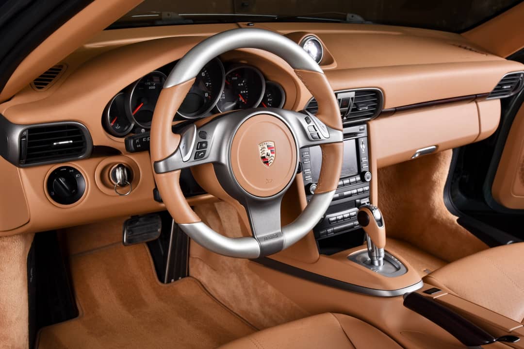 2010 Porsche 911 Carrera — photo 4