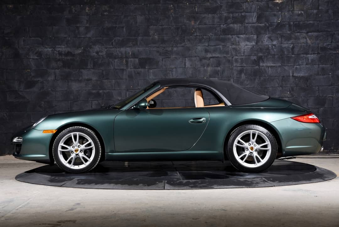 2010 Porsche 911 Carrera — photo 35