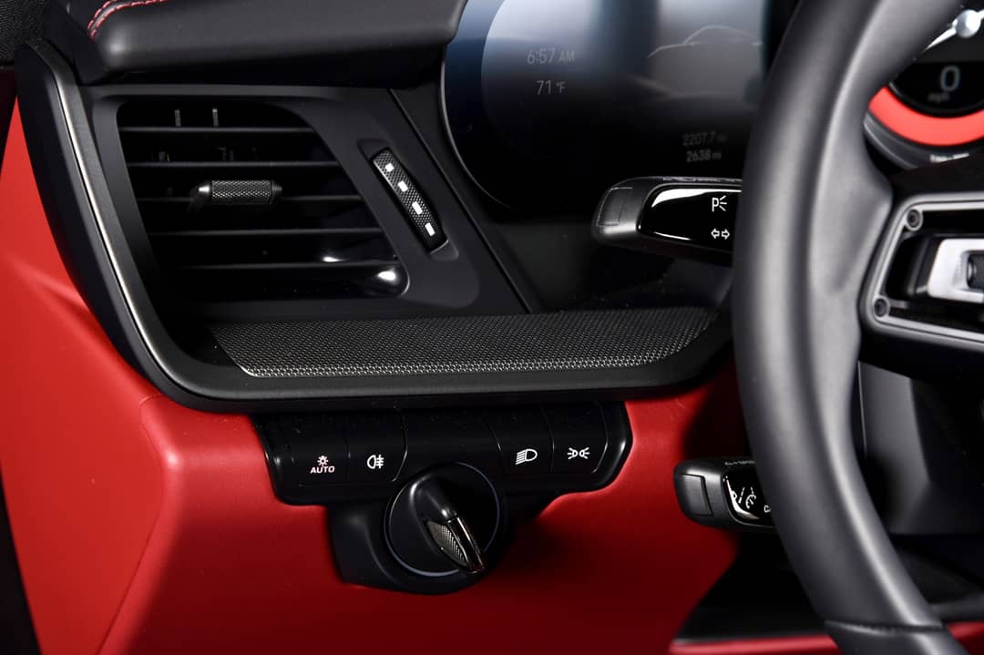 2024 Porsche 911 Carrera S — photo 28