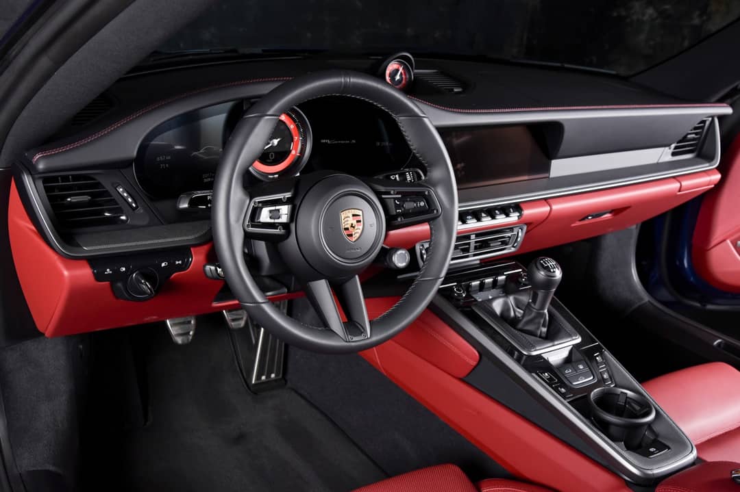 2024 Porsche 911 Carrera S — photo 4
