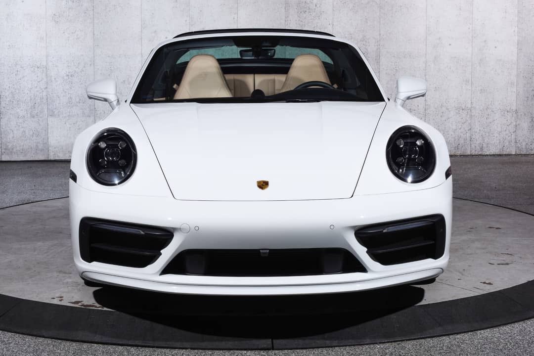 2024 Porsche 911 Targa 4S — photo 11