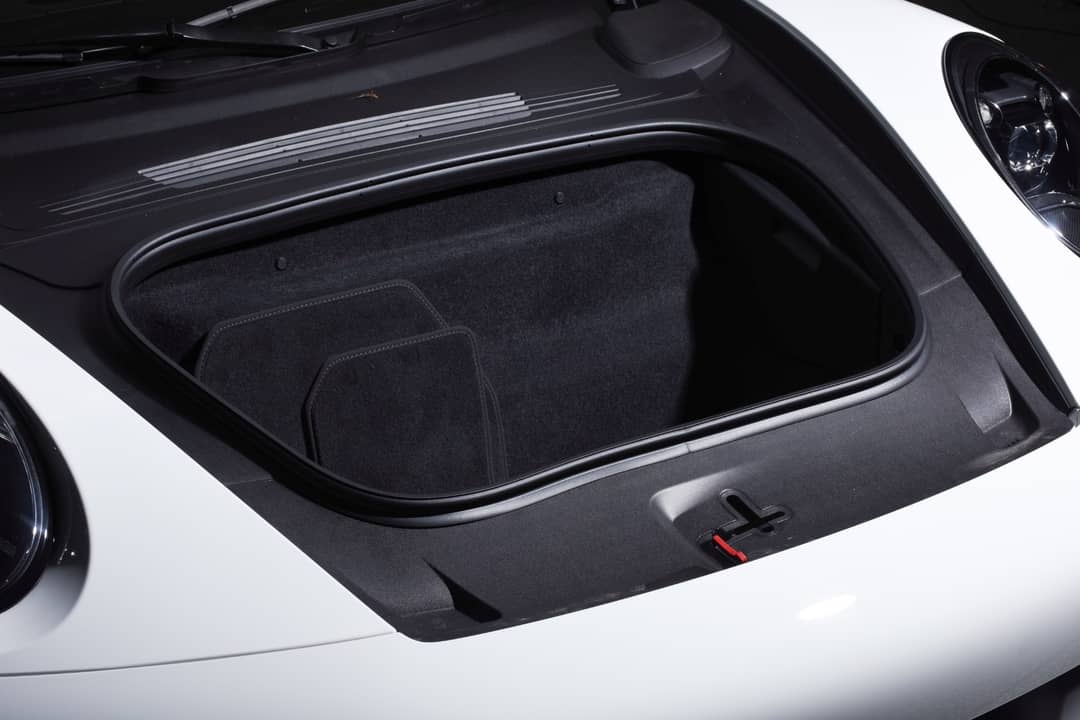 2024 Porsche 911 Targa 4S — photo 30