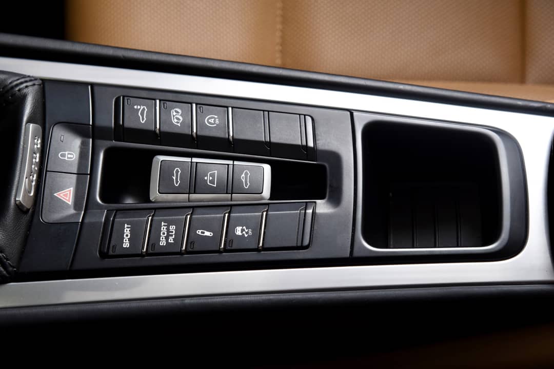 2016 Porsche 911 Carrera S — photo 19