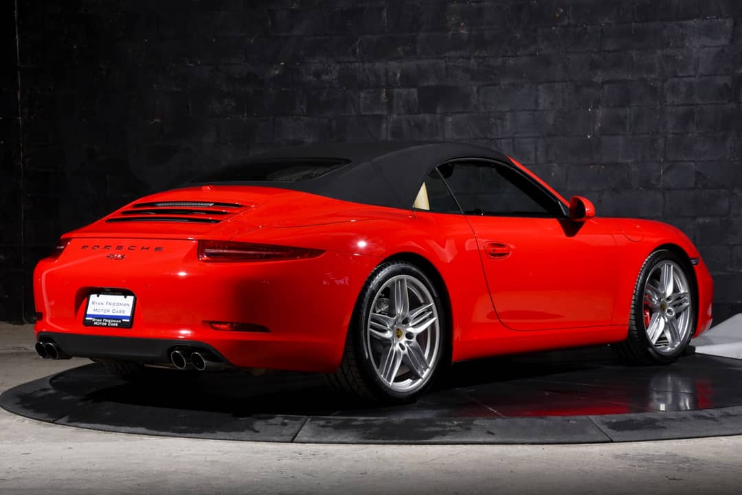2016 Porsche 911 Carrera S — photo 31