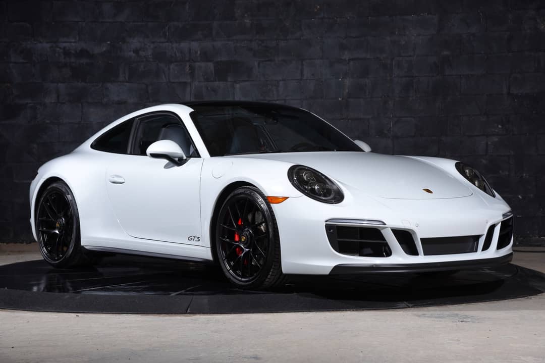 2019 Porsche 911 Carrera 4 GTS — photo 2