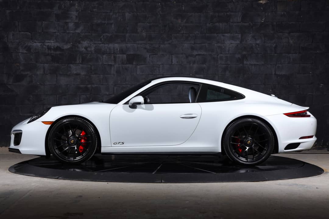 2019 Porsche 911 Carrera 4 GTS — photo 15
