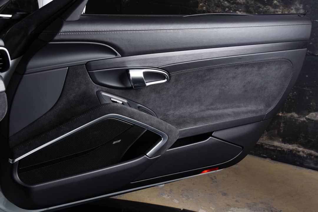 2019 Porsche 911 Carrera 4 GTS — photo 22