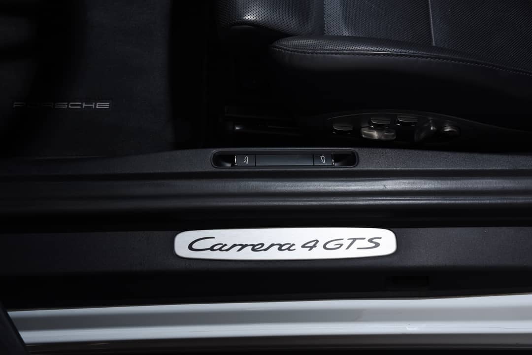 2019 Porsche 911 Carrera 4 GTS — photo 26