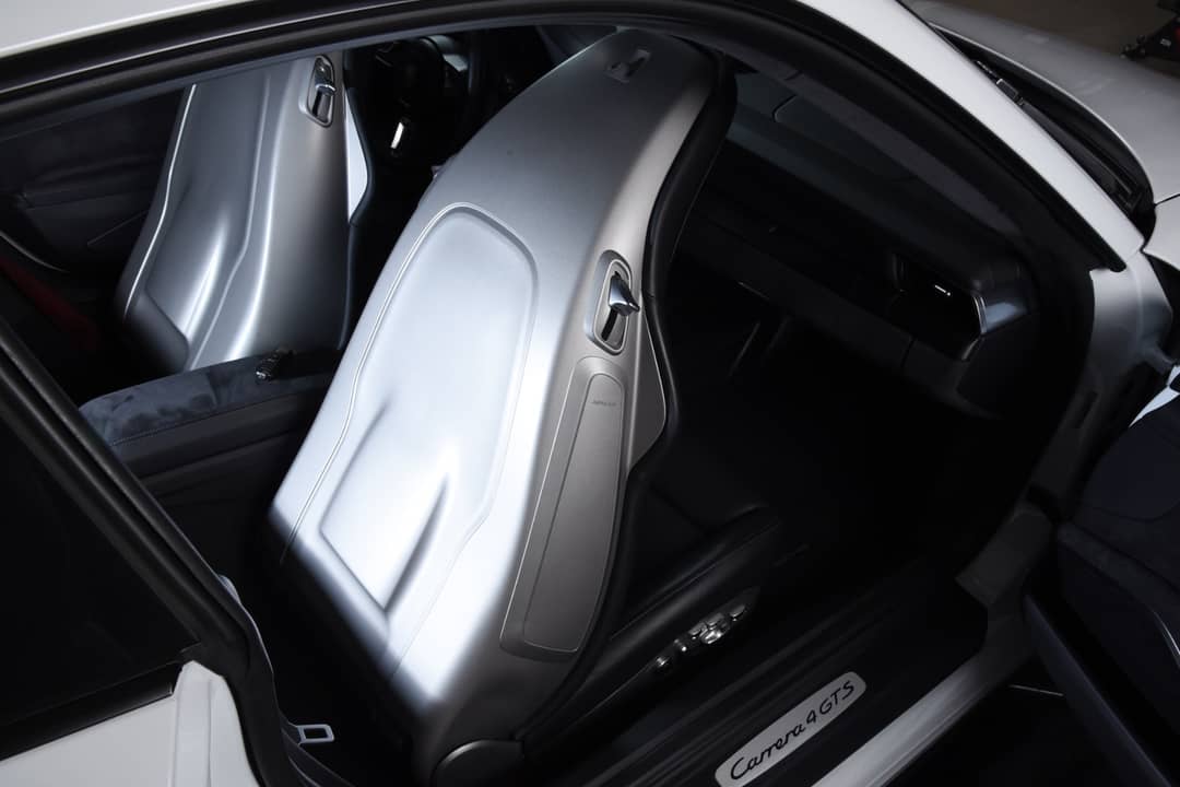 2019 Porsche 911 Carrera 4 GTS — photo 28