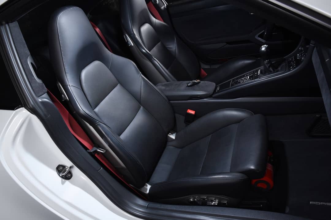 2019 Porsche 911 Carrera 4 GTS — photo 5