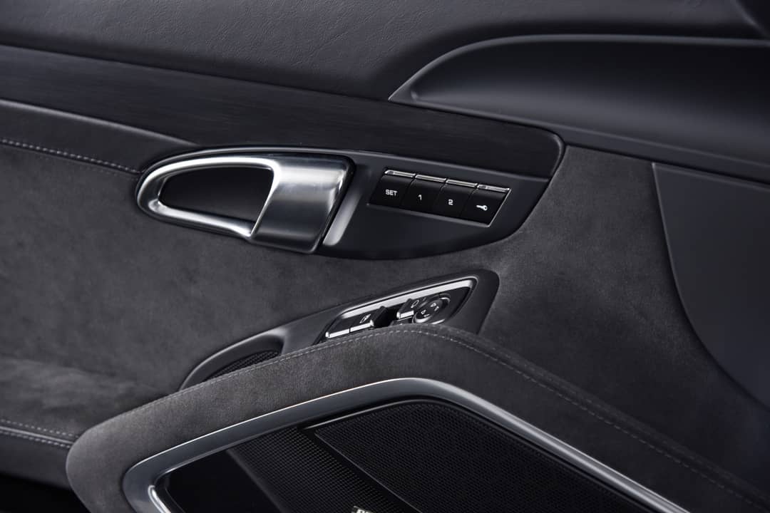 2019 Porsche 911 Carrera 4 GTS — photo 8