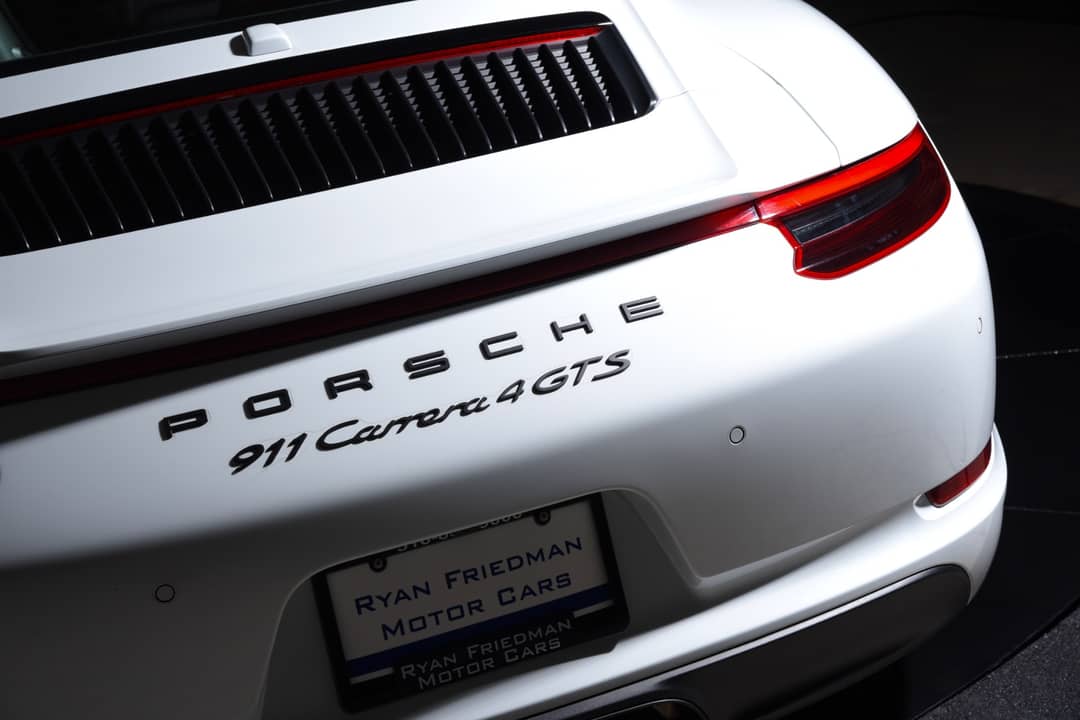 2019 Porsche 911 Carrera 4 GTS — photo 10
