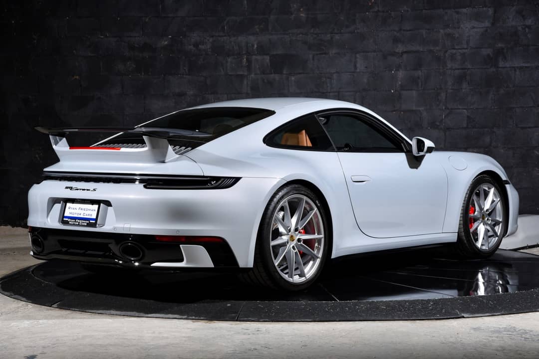 2023 Porsche 911 Carrera S — photo 13
