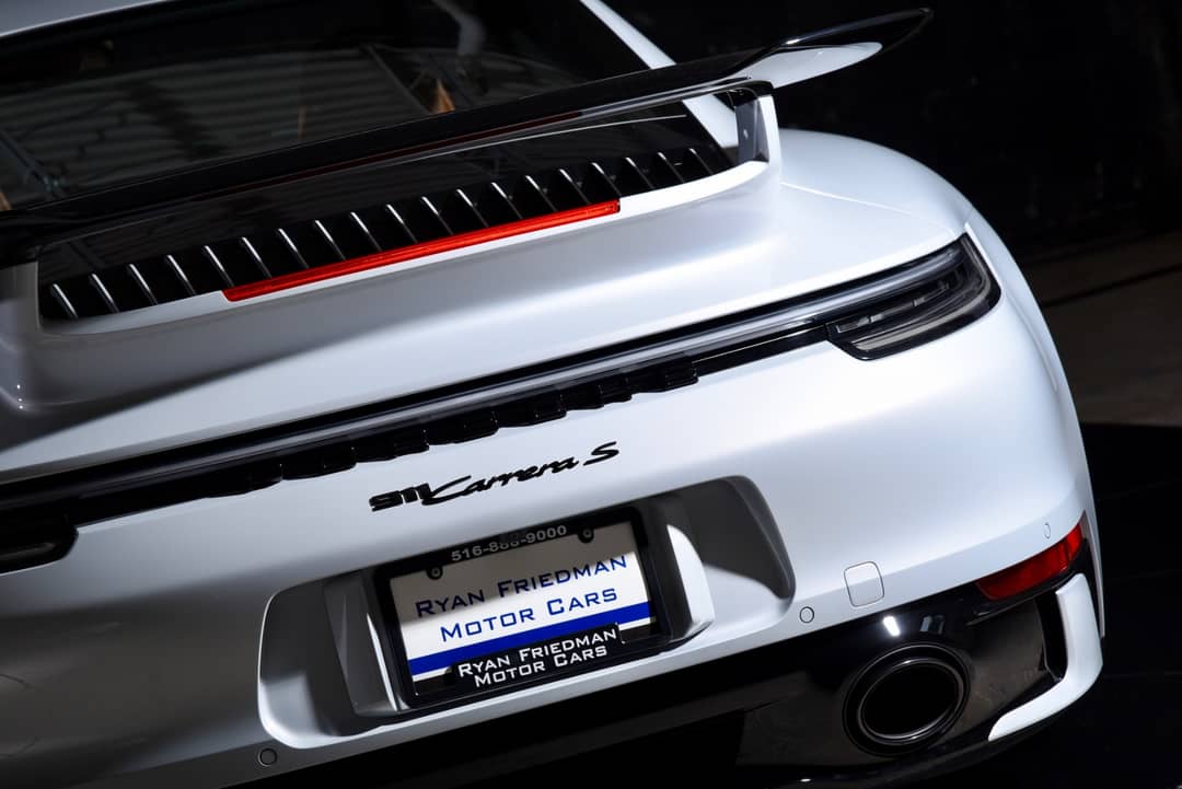 2023 Porsche 911 Carrera S — photo 9
