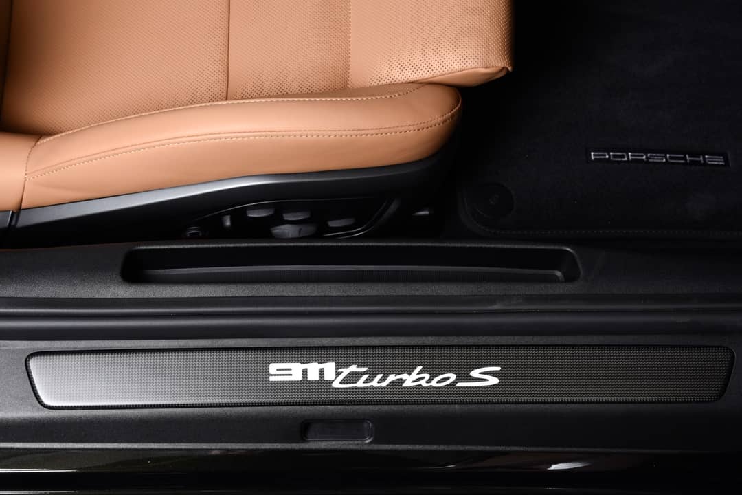 2023 Porsche 911 Turbo S — photo 28
