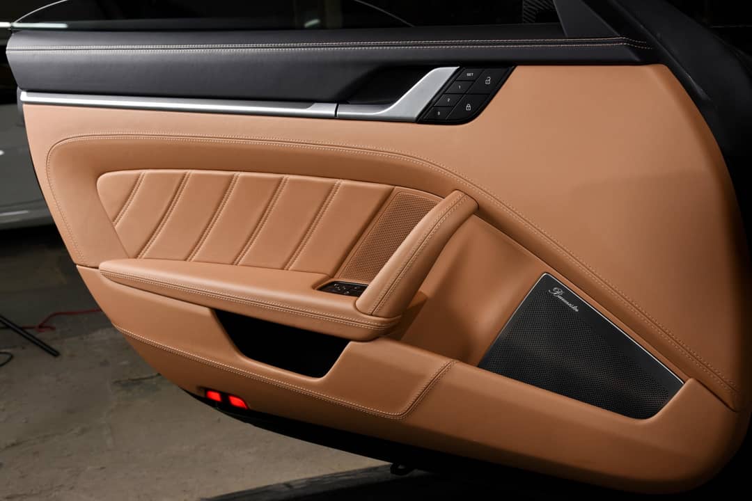 2023 Porsche 911 Turbo S — photo 29